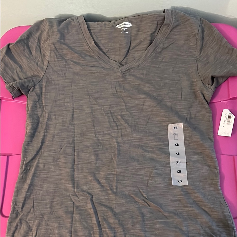 Old Navy Gray Fitted Short Sleeve Tee NWT